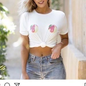 ISO!!! Kittenish peaches Tee